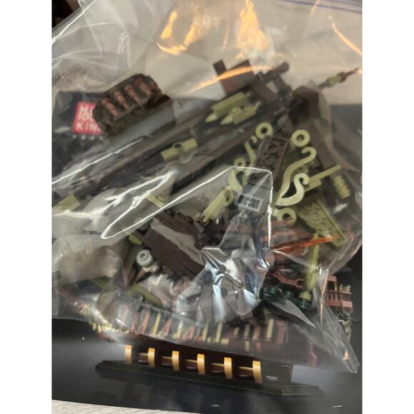 Mould King 13138 Pirates Ship Model Building Blocks Kit Dutchman NEW - Picture 14 of 16